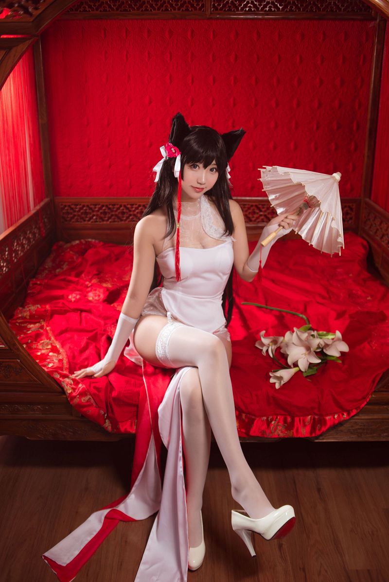 不知火舞cosplay女人大尺度装扮白嫩娇躯掩不住美女人体写真